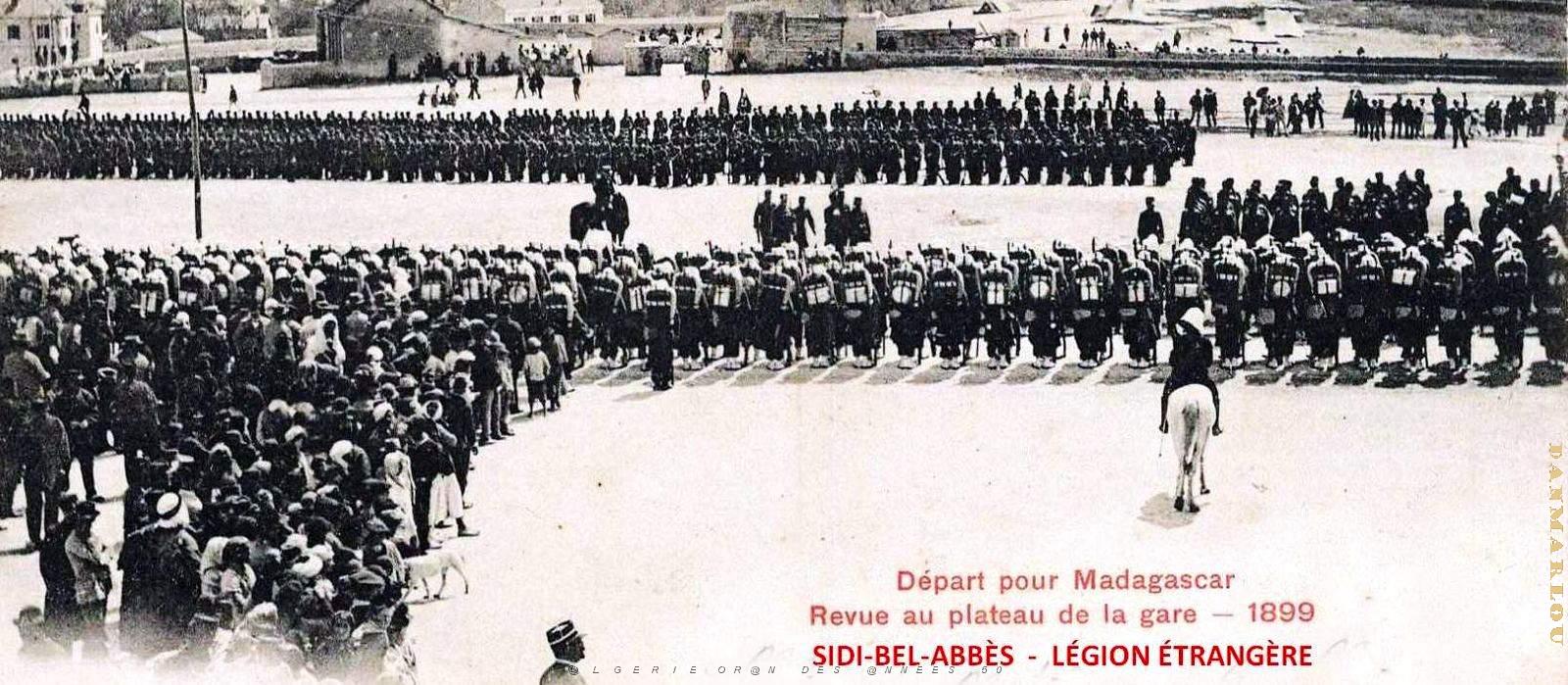 3010- Sidi-Bel-Abbes - Gare - Legion - Depart Madagascar2  - 1899.jpg
